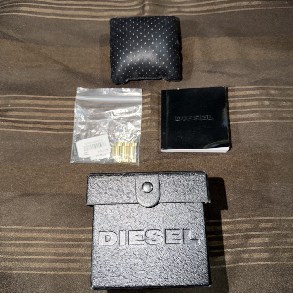 Diesel Watch Box Set with Pillow Manual and Gold Tone Replacement Links